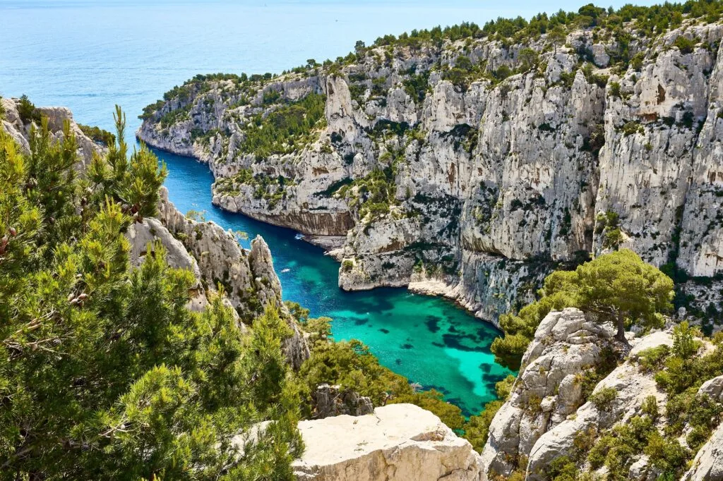 Calanque "d'En-Vau" dans le Parc national des Calanques